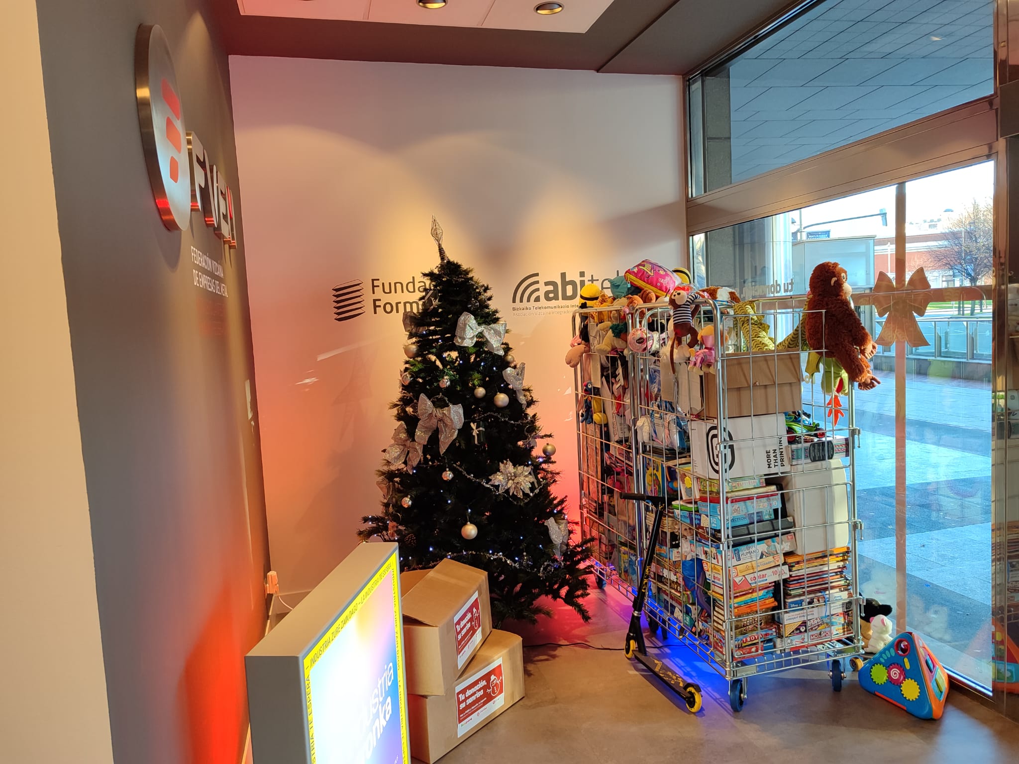 ESCAPARATE 2